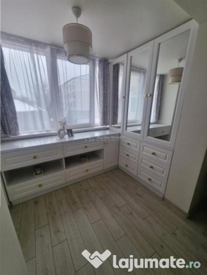 Apartament 3 cam et 2 decomandat renovat zona Colfescu - 1