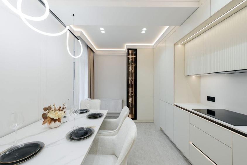 Apartament cu 3 camere în Pipera