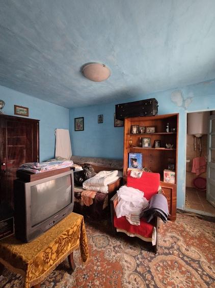 Casă individuală cu 3 camere cu Teren 750 Mp în Km 5