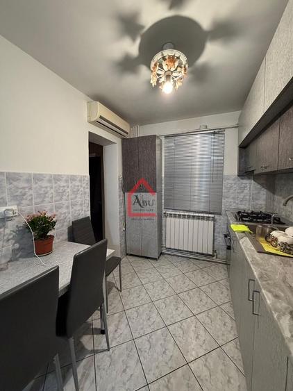 Apartament cu 2 camere circular, mobilat în Nicolina
