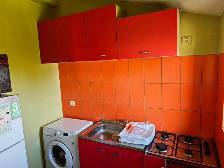 Garsonieră semidecomandată în Buziașului