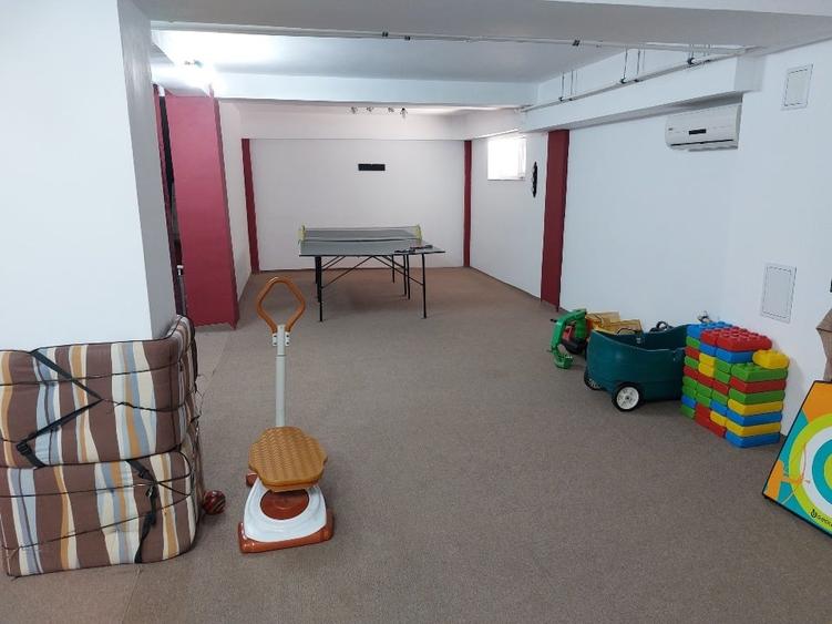 Casă individuală cu 5 camere cu Teren 450 Mp în Nord