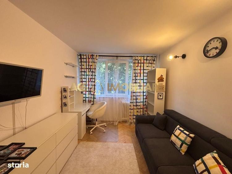 Apartament cu 3 camere în Drumul Taberei