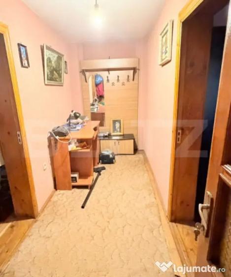 Casa cu teren generos de 800 mp, la strada principala in - 4