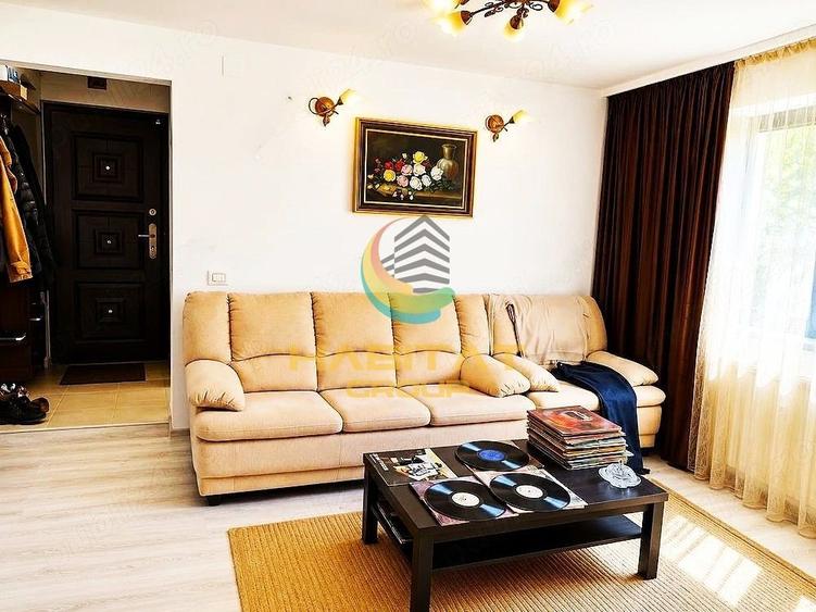 Apartament cu 2 camere semidecomandat, mobilat în P-ța Reșița