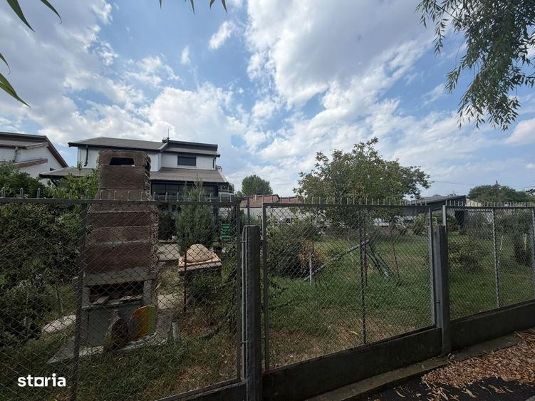 Casă cu 4 camere în Exterior Vest