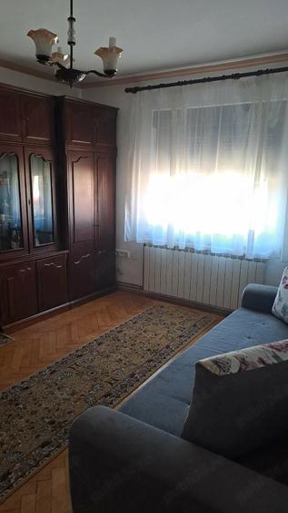Casă cu 4 camere cu Teren 2887 Mp în Central