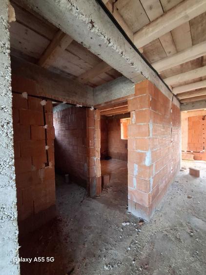 Casă cu 3 camere în Nojorid