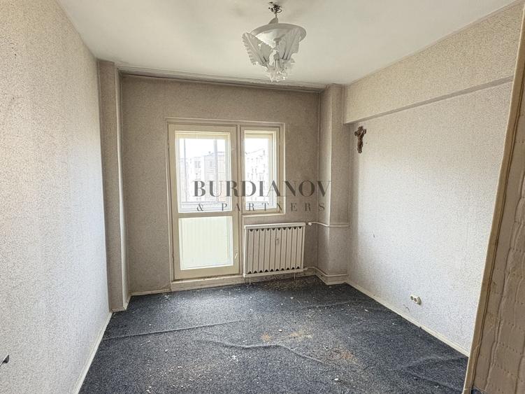 Apartament cu 4 camere în Gorjului