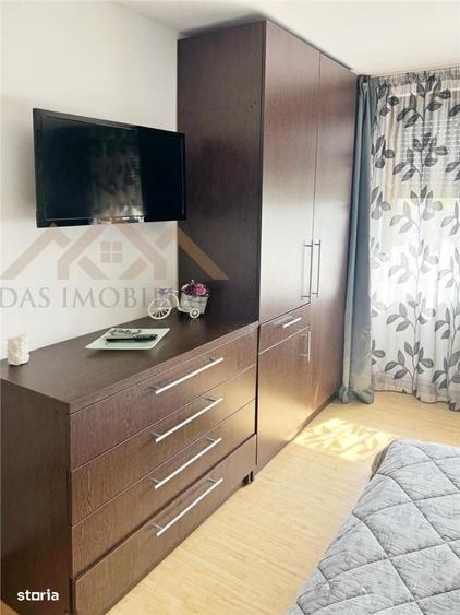 Apartament cu 2 camere decomandat în Independenței