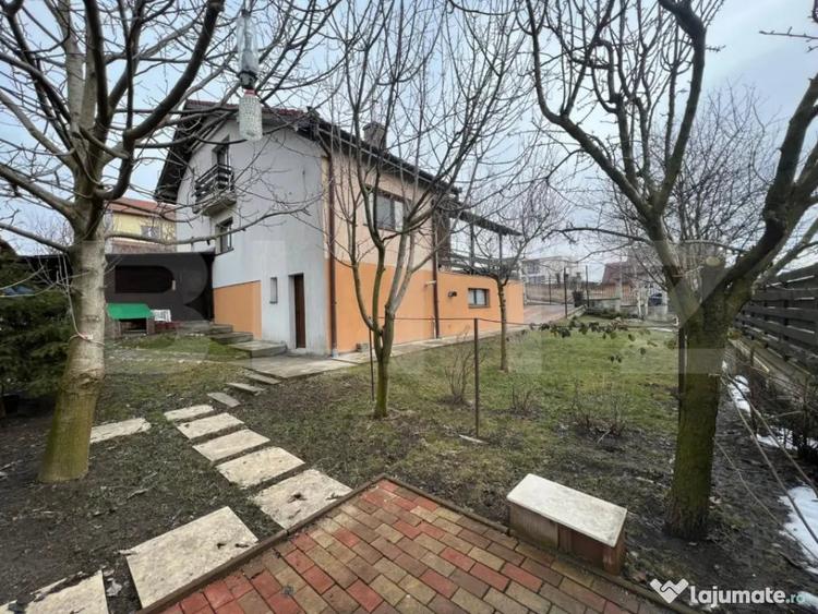 Casă cu 4 camere cu Teren 500 Mp în Iris