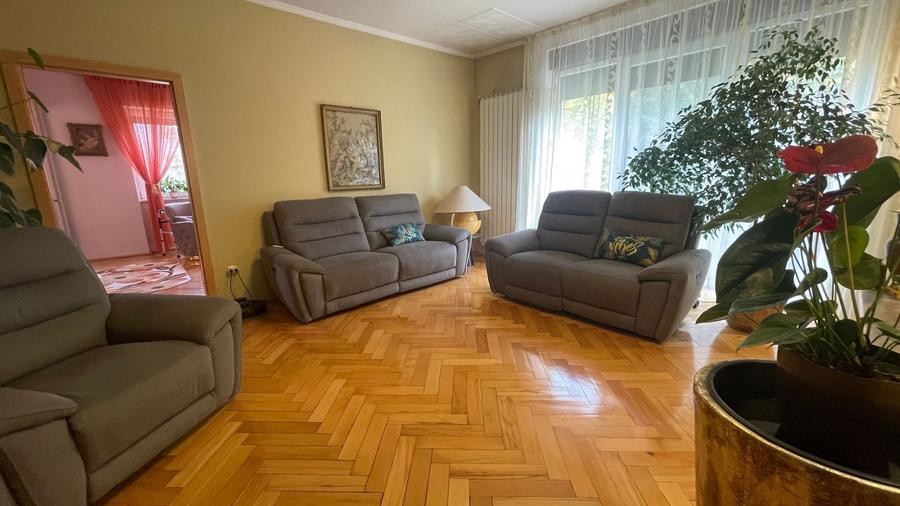 Apartament cu 2 camere semidecomandat, mobilat în Medicină