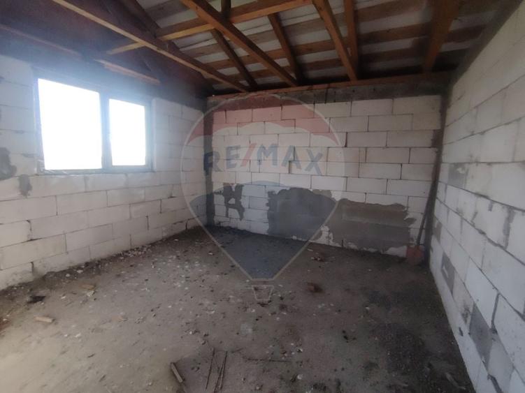 Casă individuală cu 3 camere cu Teren 400 Mp în Nord