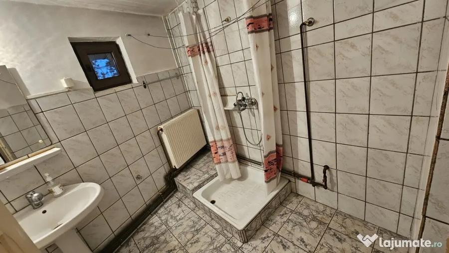 Casă cu 2 camere cu Canalizare în Ultracentral