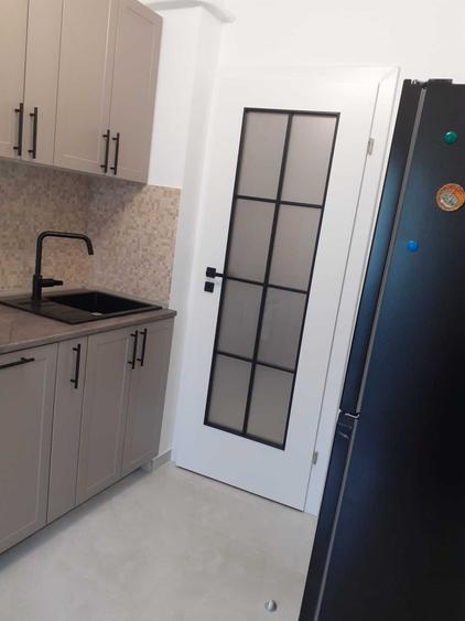 Apartament cu 2 camere decomandat în Nicolina