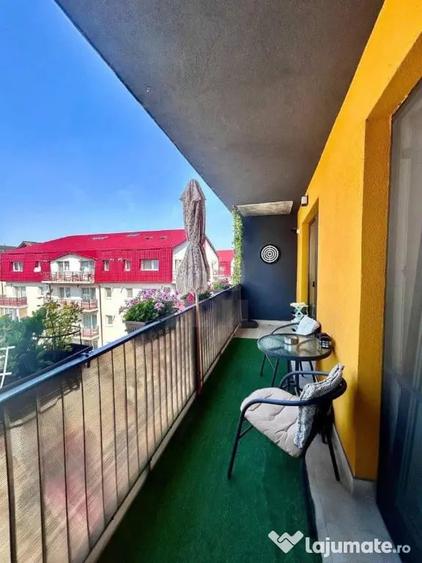 Apartament cu 3 camere decomandat în Florești