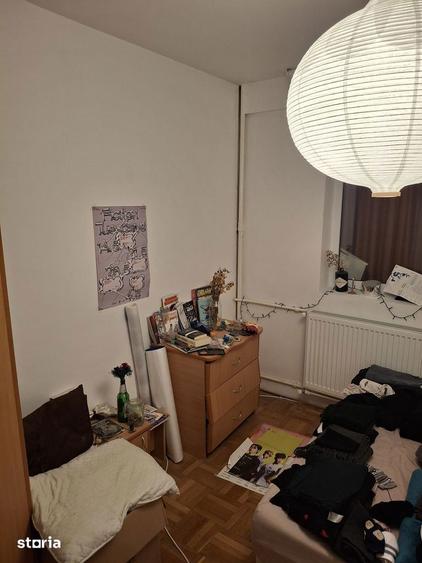 Apartament cu 3 camere semidecomandat în Giulești