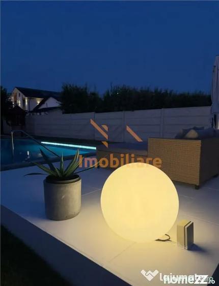 Casă cu 6 camere cu Piscina în Sânmartin