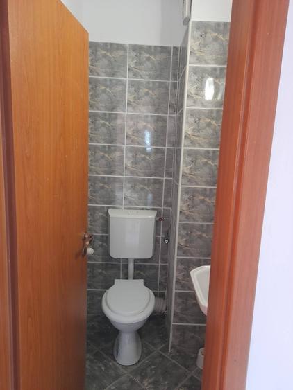 Apartament cu 3 camere decomandat în Zorilor