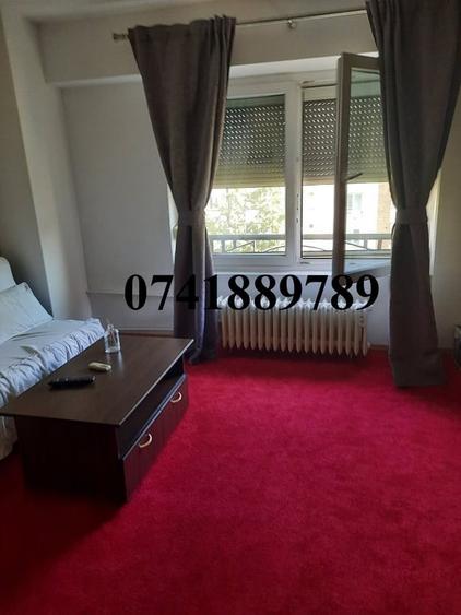 Garsonieră decomandată în Muncii