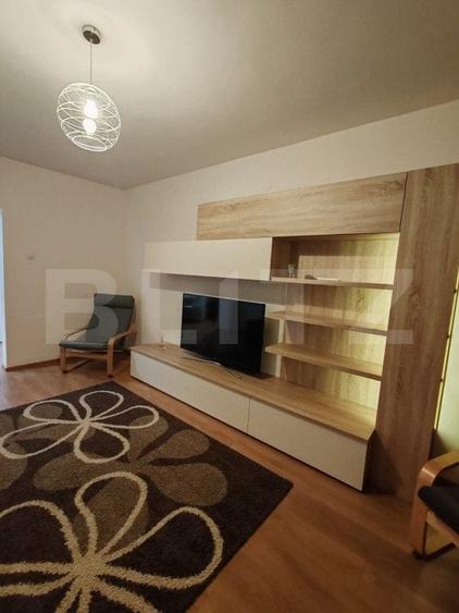 Apartament vânzare/închiriere, cu 3 camere, 70 mp, zona Fortuna - 2