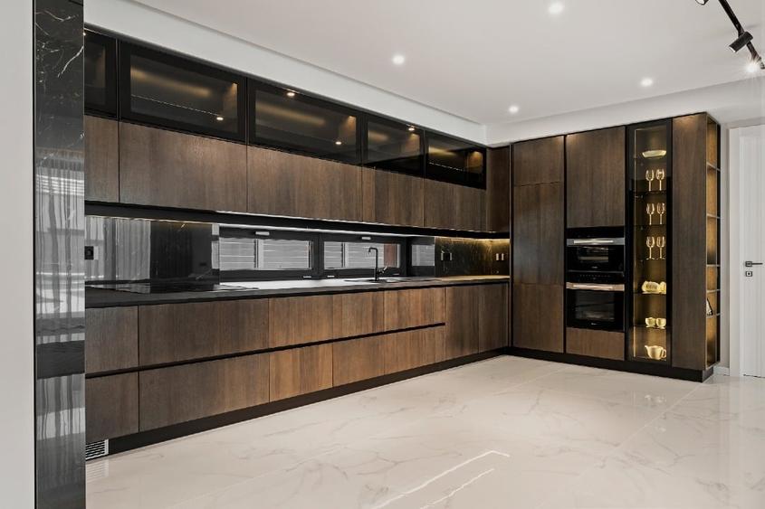 Casă individuală cu 5 camere cu Teren 751 Mp în Pipera