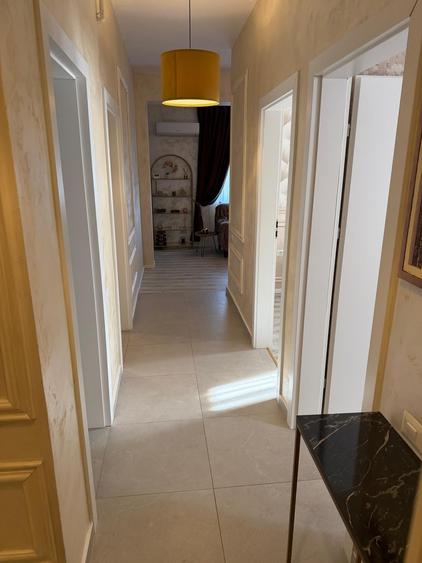 Apartament cu 3 camere decomandat, mobilat în Otopeni