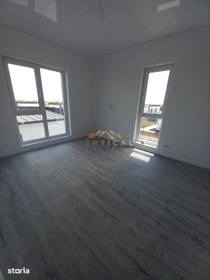 Casă cu 3 camere cu Teren 445 Mp în Central