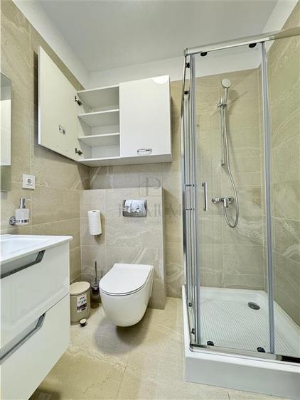 TORONTALULUI - 3 CAMERE SI 2 BAI - MOBILAT LUX - PARCARE SUBTERANA - LIFT - BLOC - 6