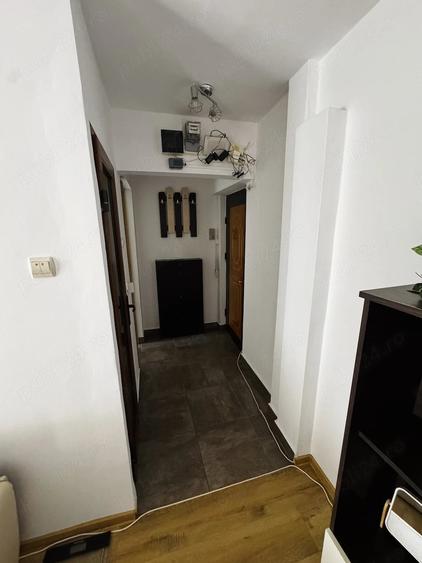 Apartament cu 2 camere semidecomandat în Șagului