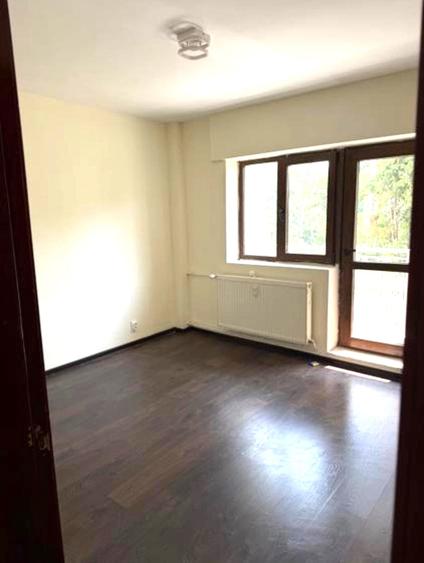 Apartament cu 4 camere decomandat în Unirii