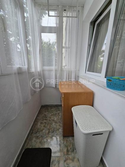 Apartament cu 2 camere în Podu Roș
