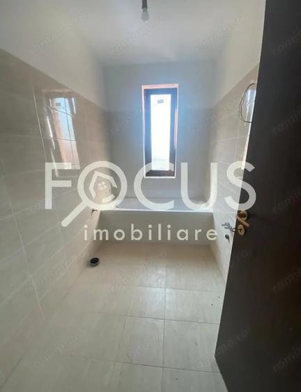 Apartament cu 3 camere semidecomandat în Remetea Mare