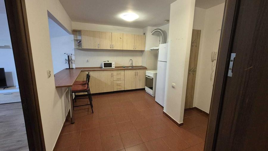 Apartament cu 2 camere decomandat în Colentina