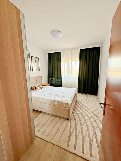 Apartament cu 2 camere decomandat, mobilat în Central