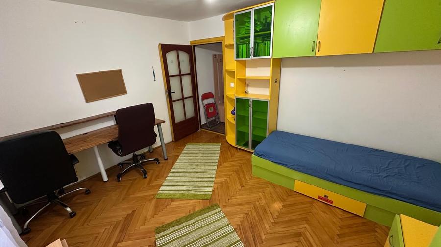 Apartament cu 2 camere decomandat în Bucovina