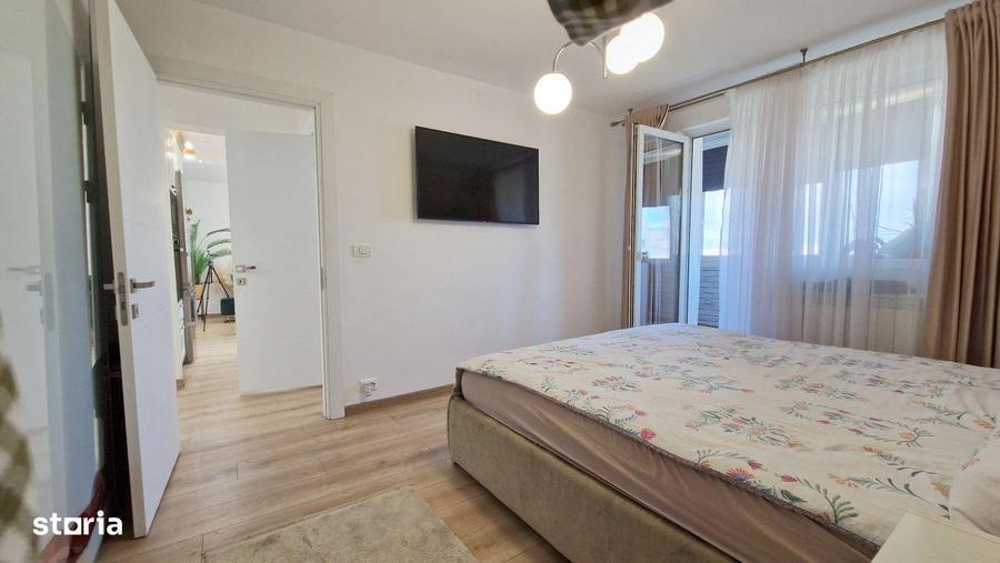 Apartament cu 4 camere decomandat, mobilat în Titan