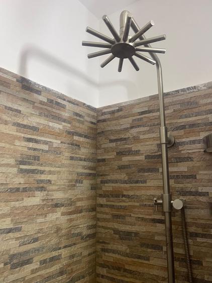 Apartament cu 2 camere semidecomandat în P-ța Victoriei