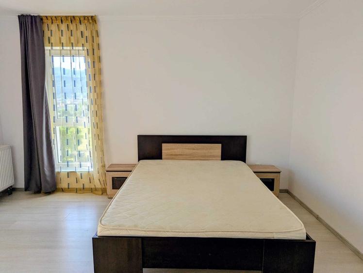 Apartament cu 2 camere decomandat în Exterior Vest