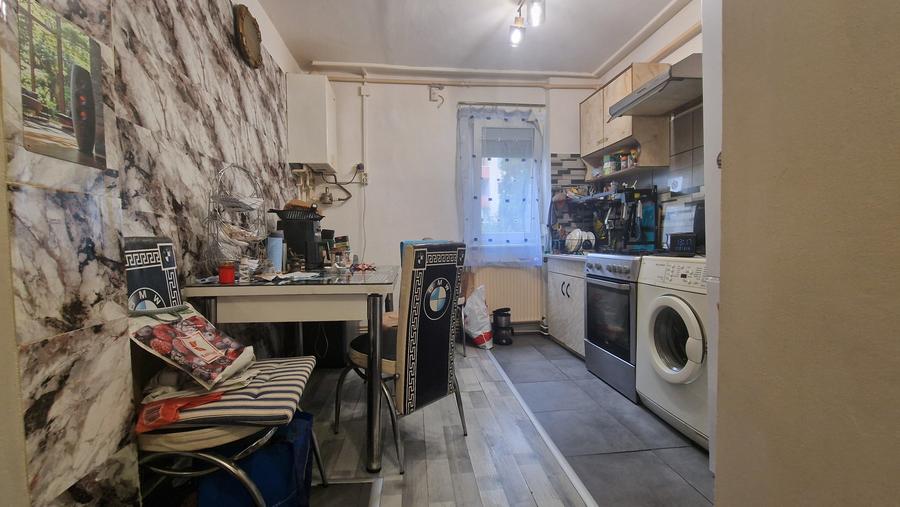 Apartament cu 2 camere semidecomandat în Astra