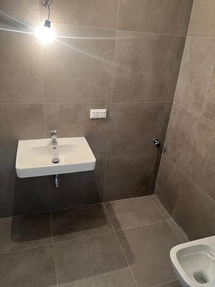 Apartament cu 2 camere decomandat în Titan