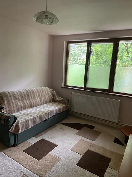 Inchiriez Ap 2 camere - 8