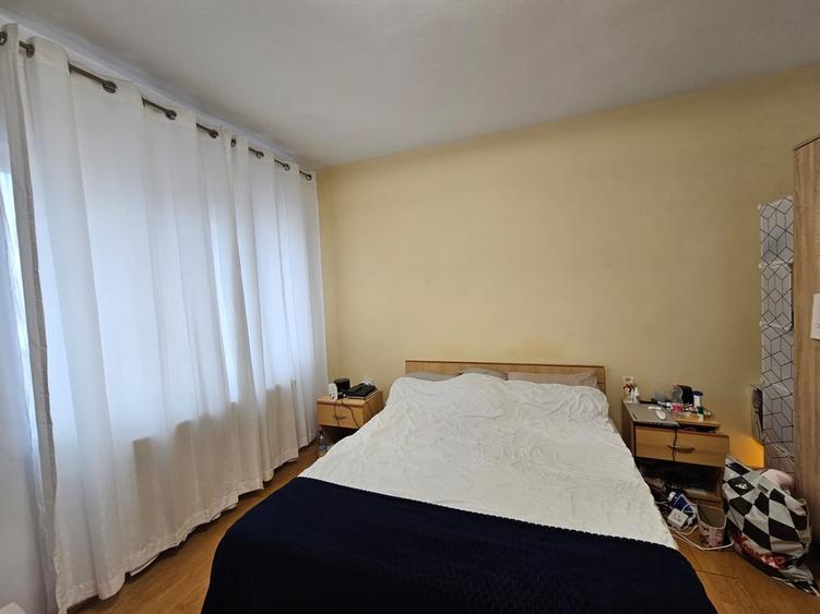 Casă individuală cu 6 camere cu Canalizare în Dâmbovița