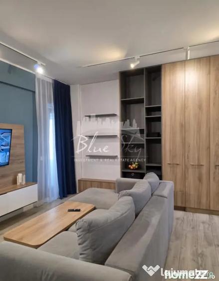 Apartament cu 2 camere decomandat în Delfinariu