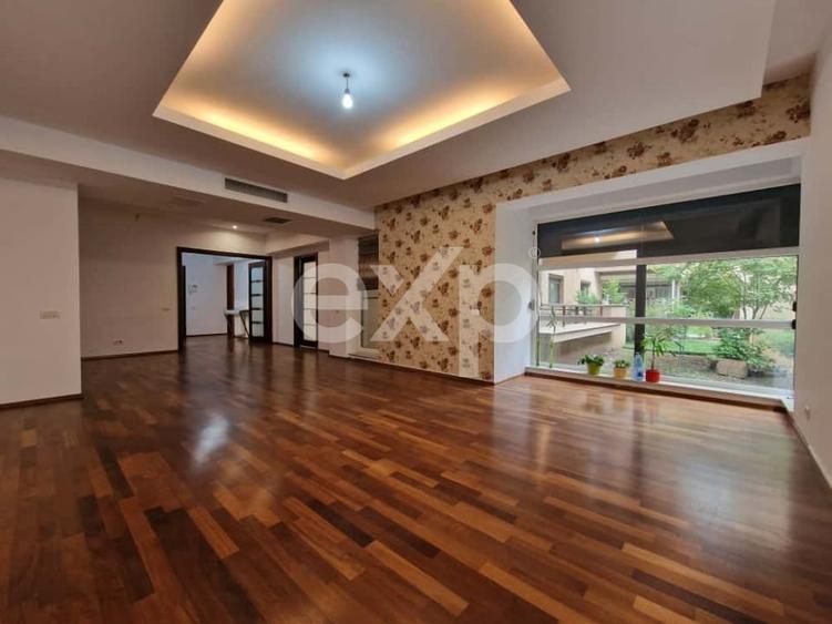Apartament cu 3 camere decomandat în Șoseaua Nordului