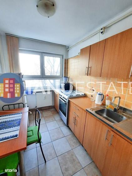 Apartament cu 2 camere decomandat în Sebastian