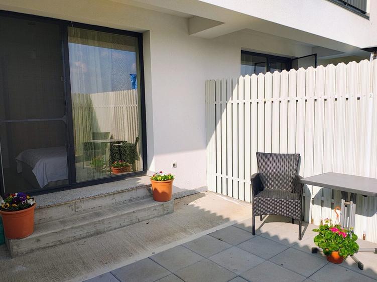 Apartament cu 2 camere semidecomandat, mobilat în Tunari