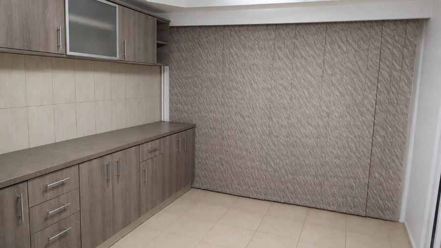 Spațiu comercial, de 76 mp, în Central