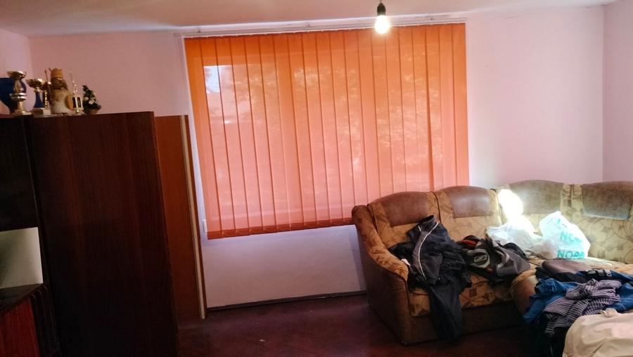 Casă individuală cu 6 camere cu Canalizare în Dorobanților