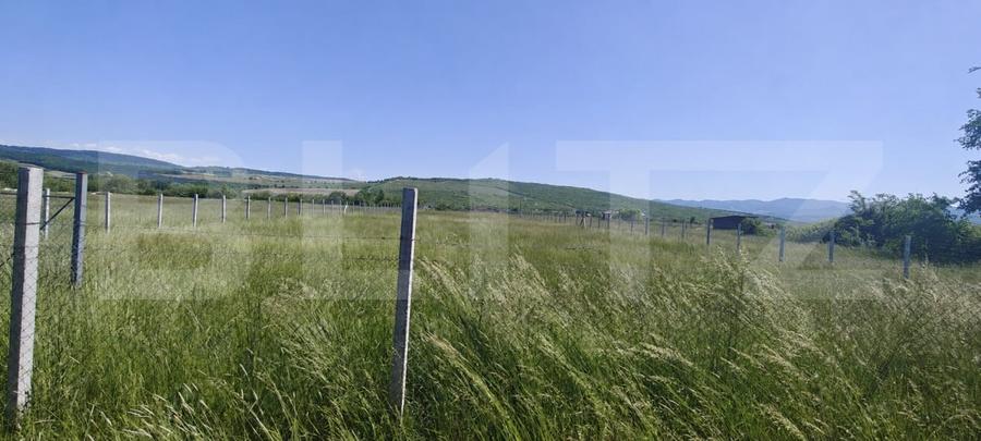 Teren Construcții intravilan de 2650 mp, în Periferie